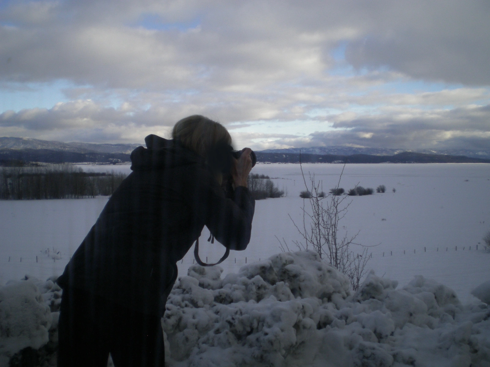 Nikon COOLPIX S200 ♱ winter photowalk with aunt